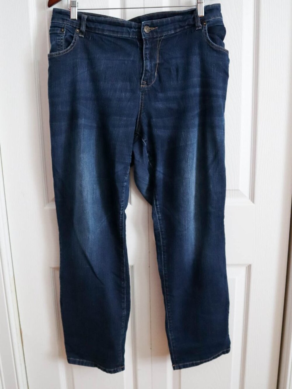 Old Navy Plus Size Straight Leg Dark Denim Jeans Sz 24 Inseam 30" Light Stretch